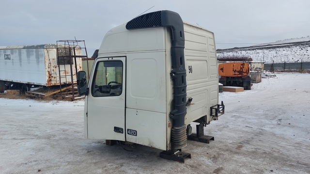 VOLVO Кабина, Globetrotter, № XF305102, фото 3