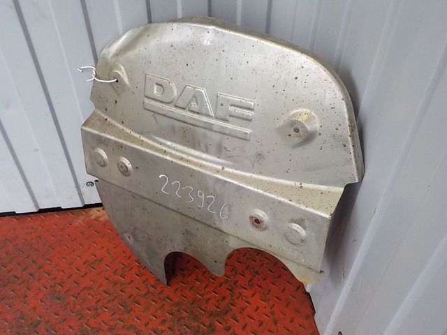 1670957 DAF Защита глушителя, № XF223926, фото 2