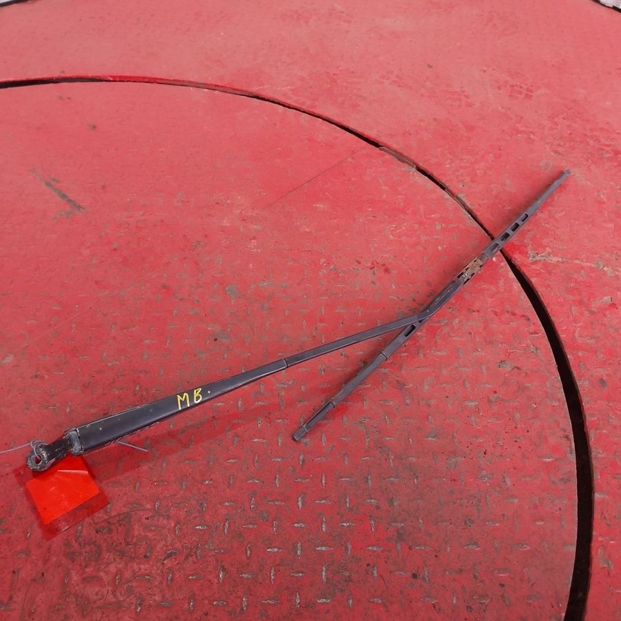 9418200744 MERCEDES Поводок стеклоочистителя, № XF415779, фото 1