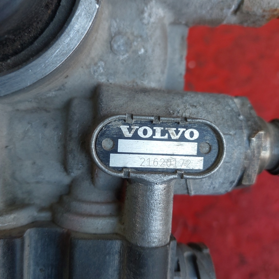 21620172 VOLVO Осушитель, № XF422626, фото 6