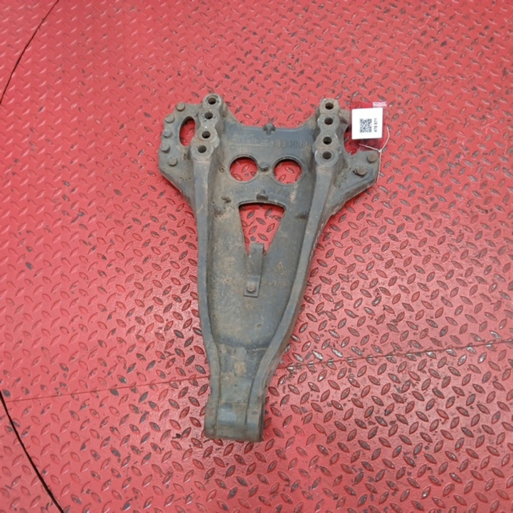 1899950 DAF Кронштейн реактивной тяги, № XF478871, фото 1