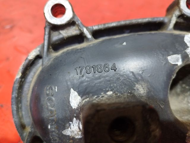1791864 SCANIA Крышка двигателя, № XF351021, фото 4