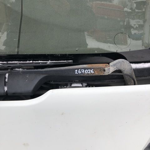 5001844990 RENAULT Поводок стеклоочистителя, № XF267026, фото 1