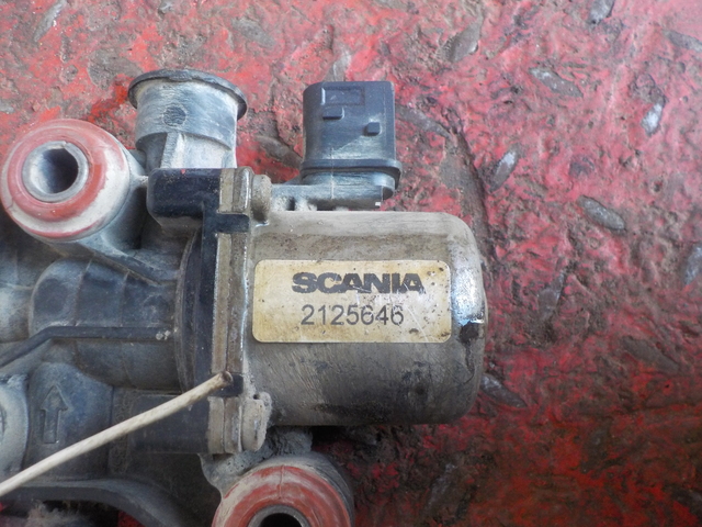 2125646 SCANIA Насос AdBlue, № XF331450, фото 5