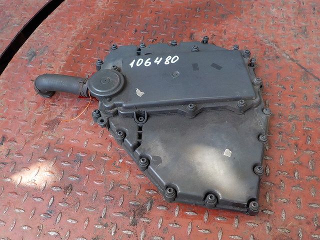 504212079 IVECO Крышка двигателя, № XF106480, фото 1