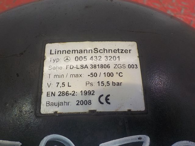 0054323201 MERCEDES Ресивер воздушный, № XF250700, фото 4