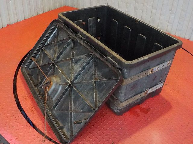 IVECO Ящик вещевой, № XF184521, фото 4