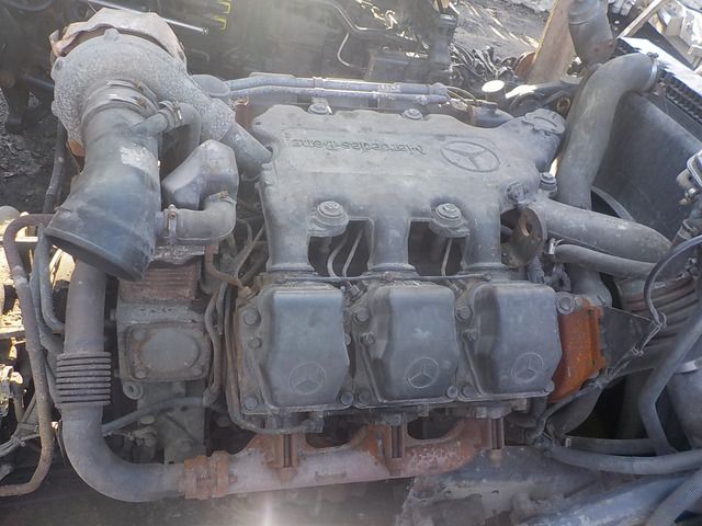 5410100105 MERCEDES Блок двигателя, № XF135890, фото 1