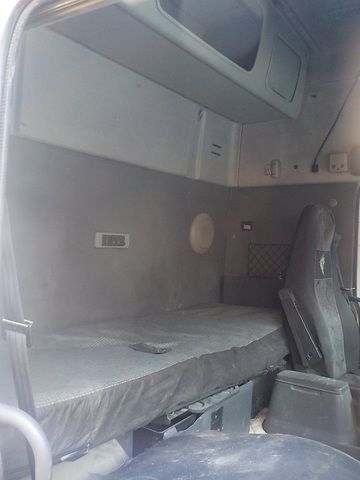 VOLVO Кабина, Globetrotter XL, № XF163460, фото 9