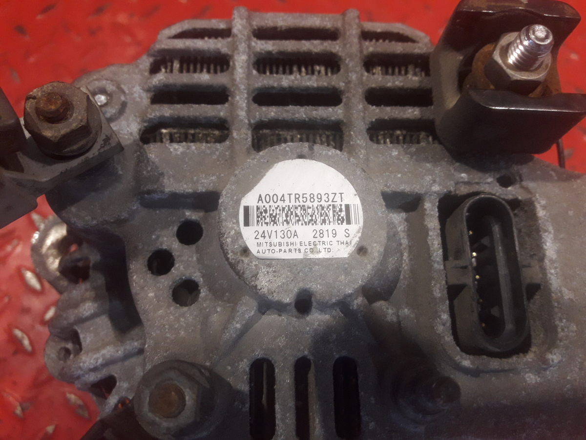 21041876 VOLVO Генератор, № XF418215, фото 8