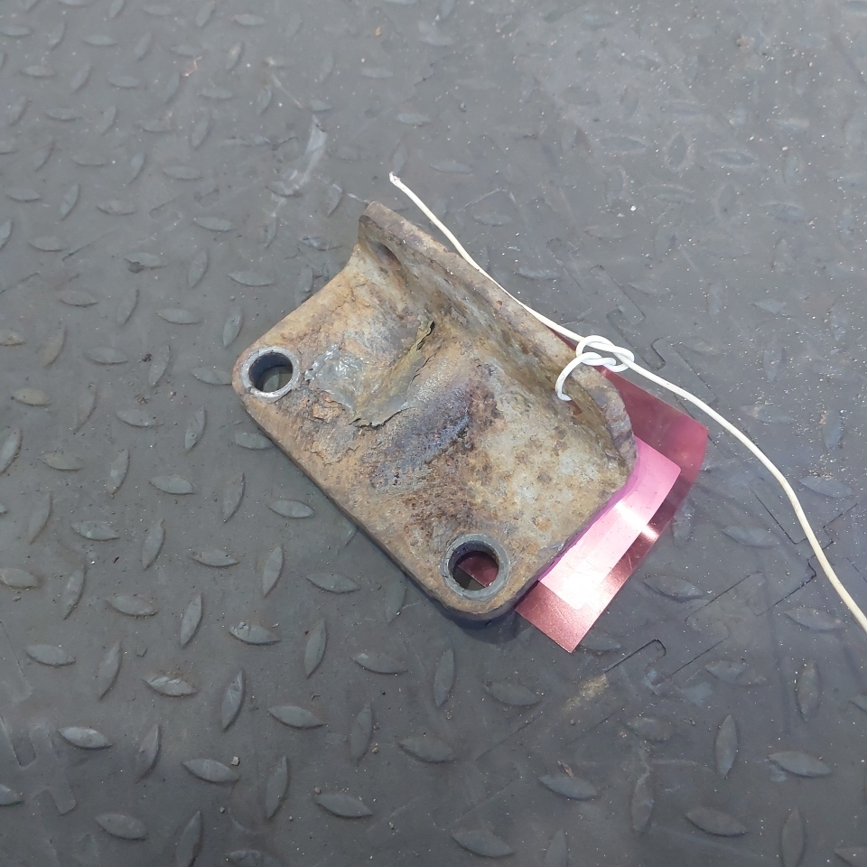 1791133 SCANIA Кронштейн пневмоподушки, № XF447261, фото 1