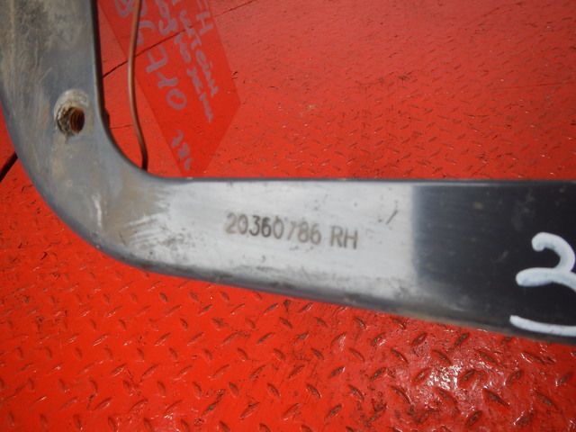 20360786 VOLVO Кронштейн подножки, № XF386710, фото 4