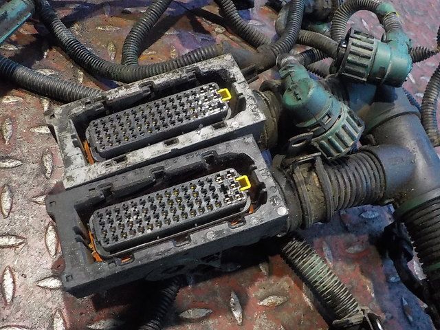 20574373 VOLVO Электропроводка двигателя, № XF181008, фото 3