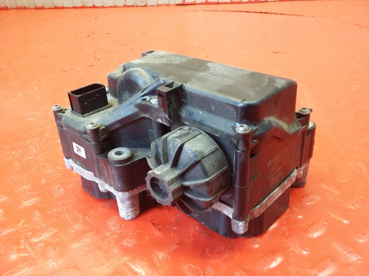21574975 VOLVO Насос AdBlue, № XF415949, фото 4