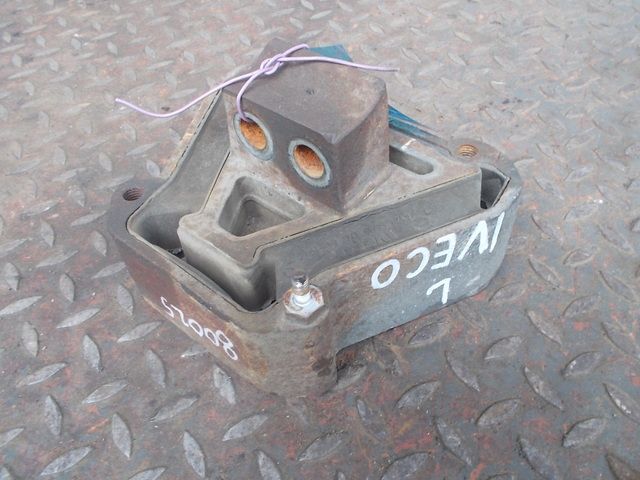 500364189 IVECO Подушка двигателя, № XF80025, фото 1