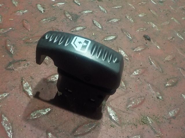 T02896001 TOPCOVER Кнопка стеклоподъемника SCANIA 124/144, фото 3