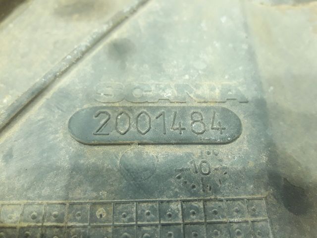 2001484 SCANIA Крышка двигателя, № XF341772, фото 3