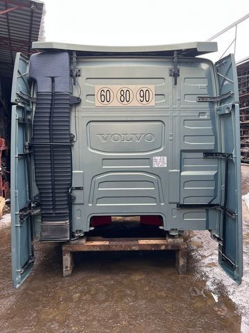 VOLVO Каркас кабины, № XF326657, фото 3