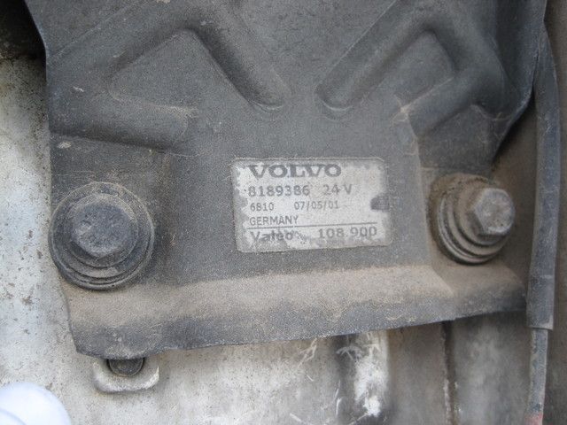 81917585 VOLVO Трапеция стеклоочистителя, № XF235822, фото 1