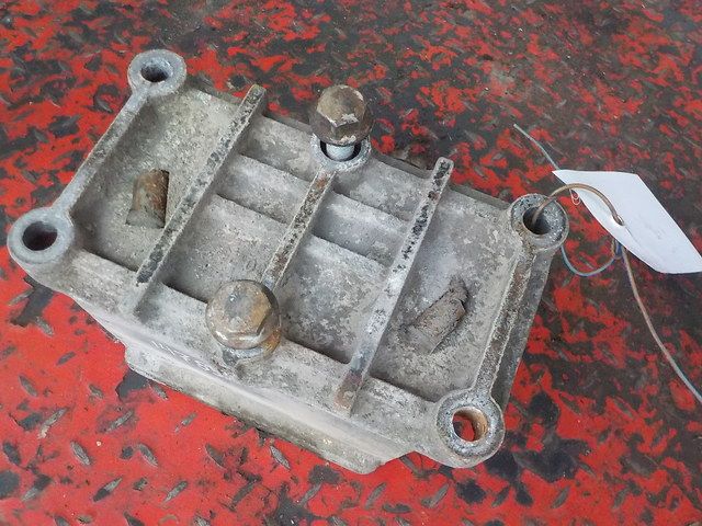 9412415713 MERCEDES Подушка двигателя, № XF147859, фото 3