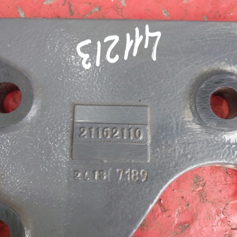 21162110 VOLVO Кронштейн гидроусилителя, № XF411213, фото 4