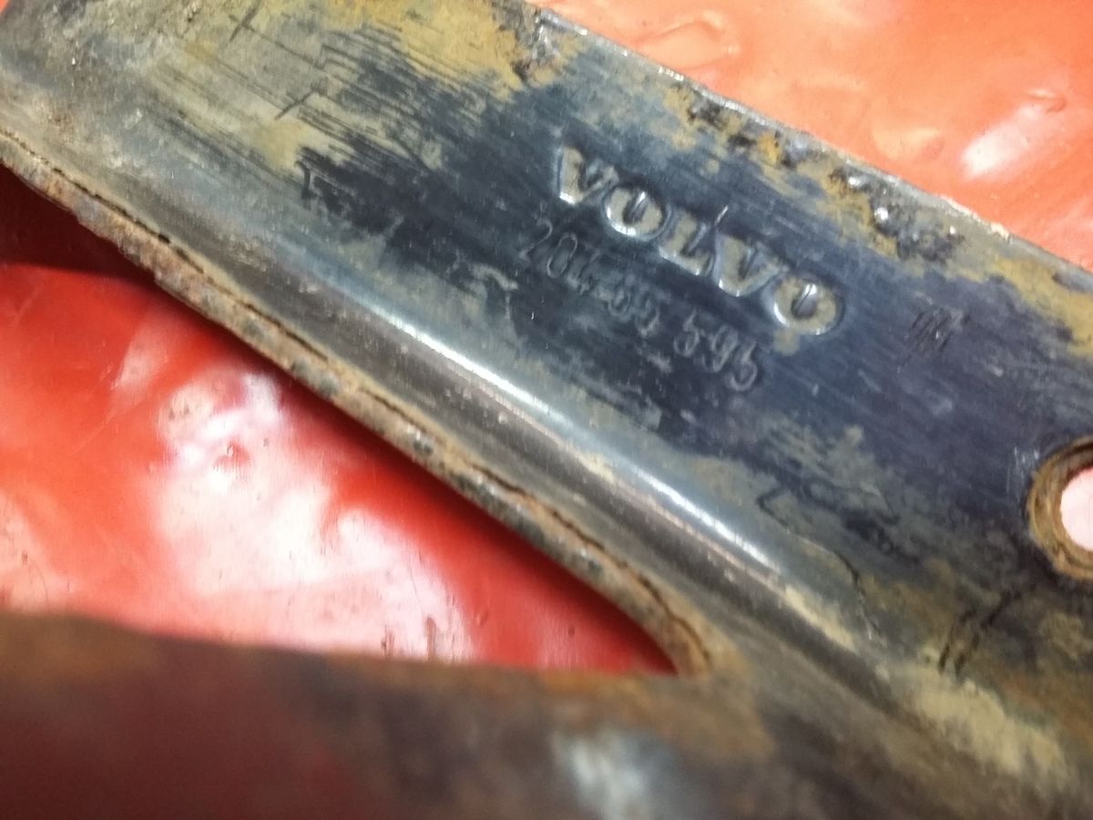20485595 VOLVO Кронштейн габарита, № XF415500, фото 6