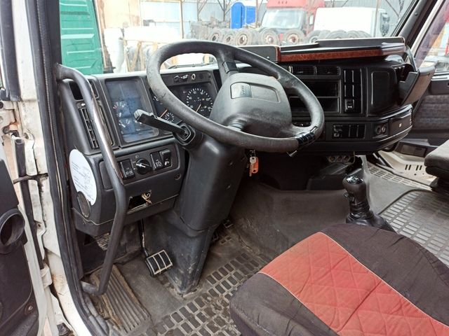 3176697 VOLVO Колонка рулевая, № XF301487, фото 1