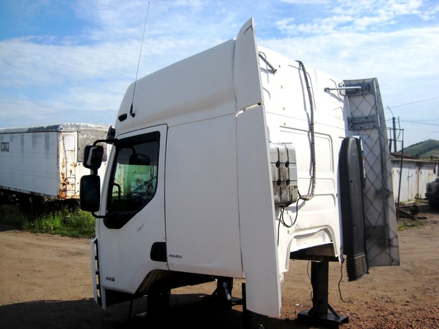 RENAULT Кабина, Sleeper Cab, № XF248608, фото 4
