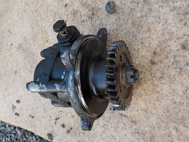 7421017710 RENAULT Насос ГУР, № XF48089, фото 3