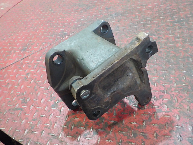 9724610640 MERCEDES Кронштейн гидроусилителя, № XF264383, фото 3