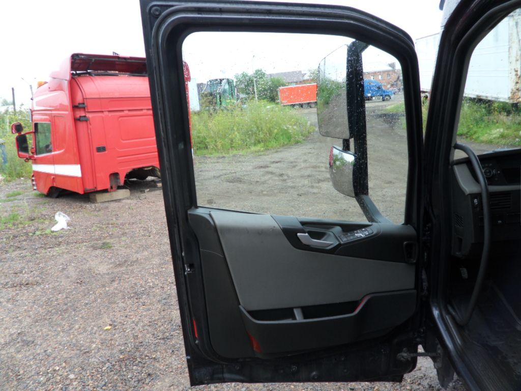 VOLVO Кабина, Globetrotter, № XF212031, фото 19