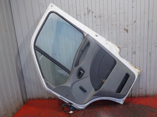 IVECO Дверь передняя правая, № XF187266, фото 4