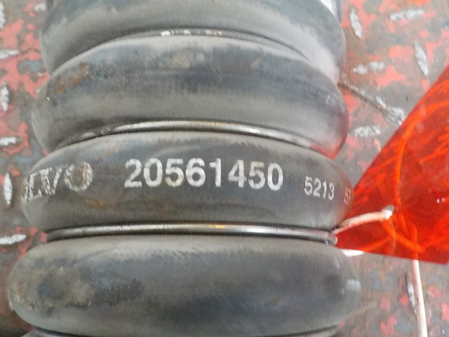 20561450 VOLVO Патрубок интеркулера, № XF221733, фото 4