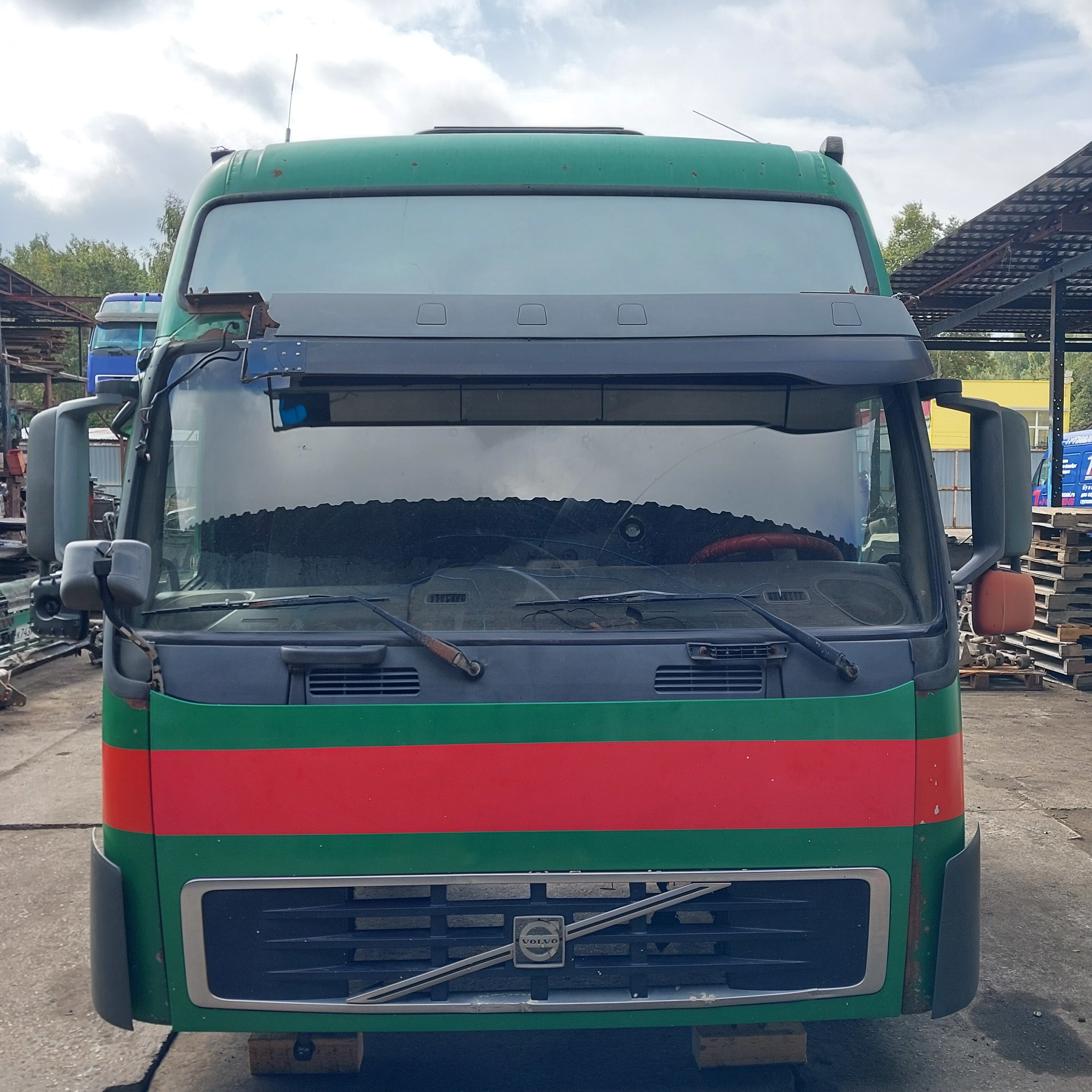 VOLVO Каркас кабины, № XF470004, фото 8