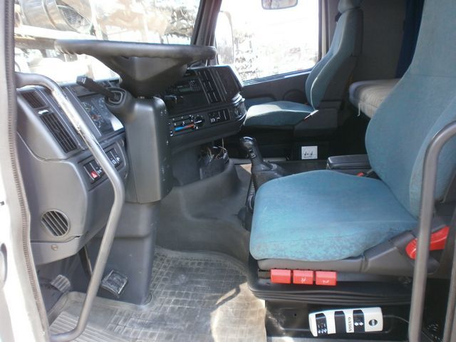 VOLVO Кабина, Globetrotter, № XF18779, фото 4