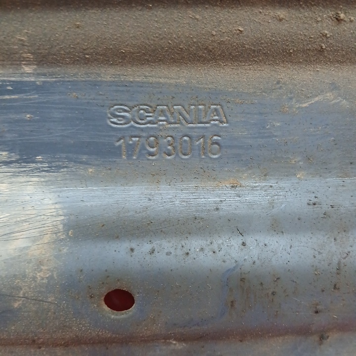 1793016 SCANIA Кронштейн осушителя, № XF480272, фото 4