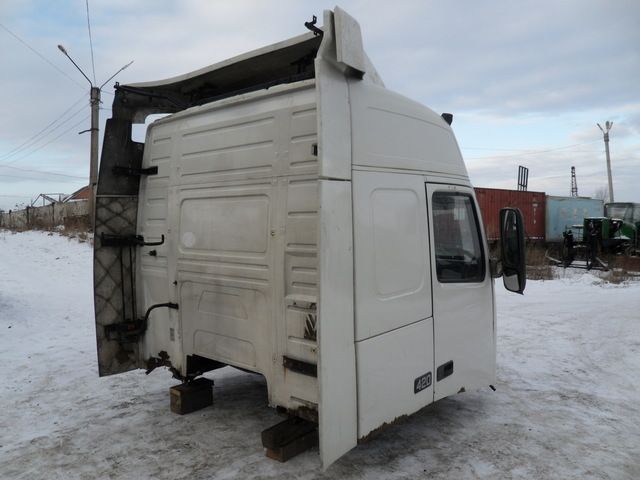 VOLVO Каркас кабины, № XF226015, фото 6
