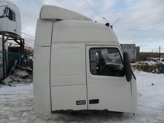 VOLVO Каркас кабины, № XF226015, фото 7