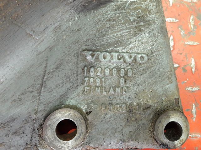 1629989 VOLVO Кронштейн гидроусилителя, № XF306640, фото 3