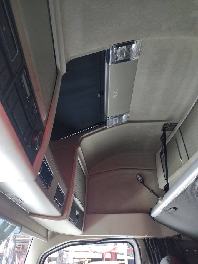 VOLVO Кабина, Globetrotter XL, № XF404185, фото 13