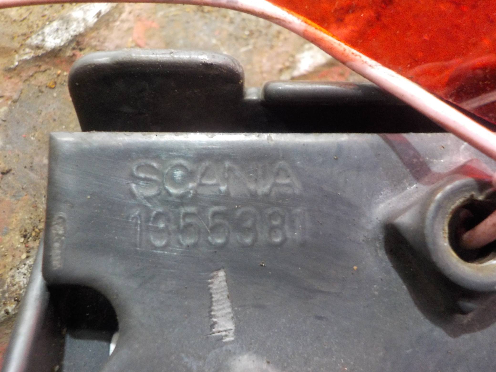 1835531 SCANIA Замок крыла, № XF282360, фото 3
