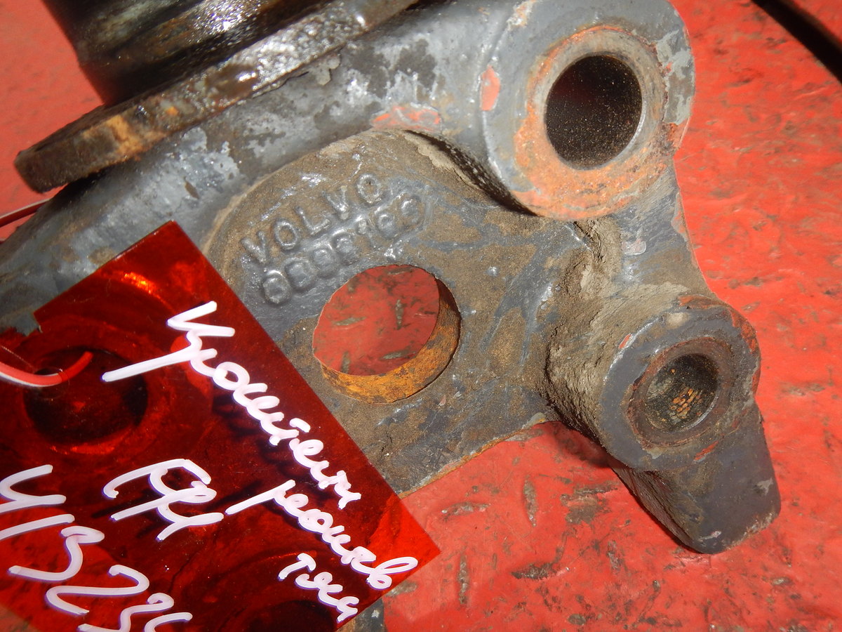 6899196 VOLVO Кронштейн реактивной тяги, № XF413234, фото 4
