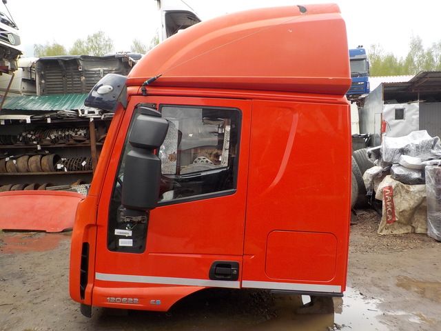 IVECO Кабина, MLL Высокая, № XF205059, фото 2