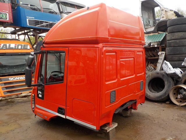IVECO Кабина, MLL Высокая, № XF205059, фото 3