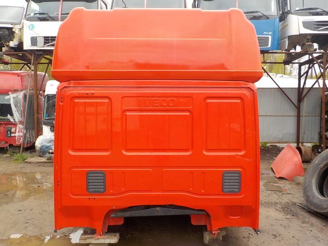IVECO Кабина, MLL Высокая, № XF205059, фото 4