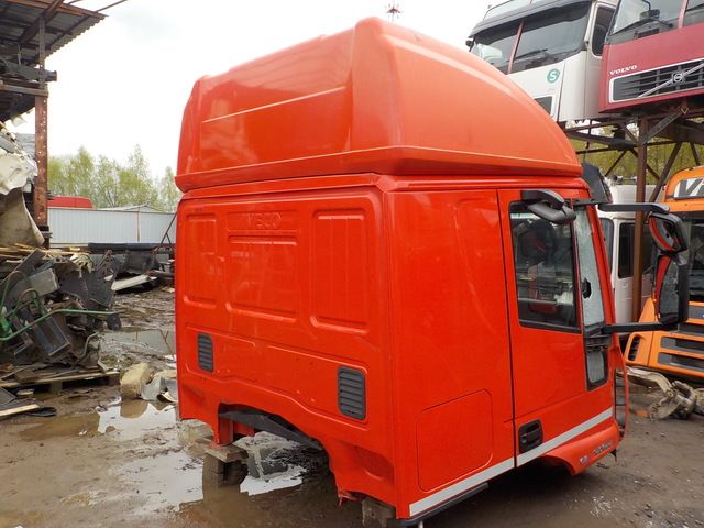 IVECO Кабина, MLL Высокая, № XF205059, фото 5