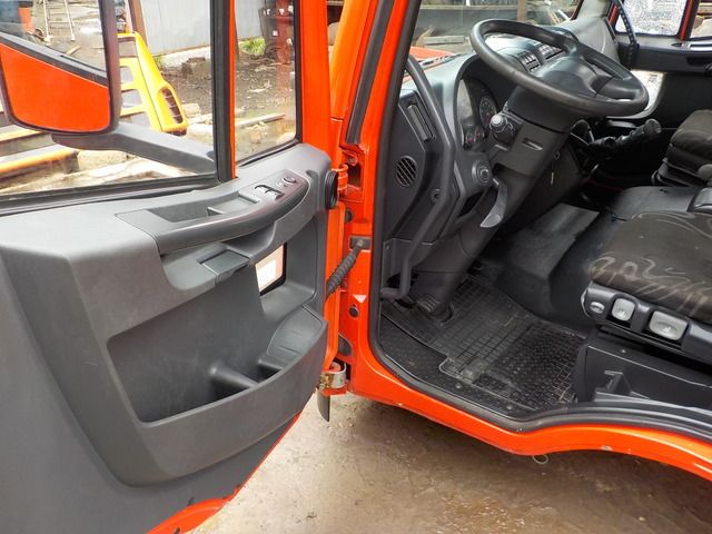 IVECO Кабина, MLL Высокая, № XF205059, фото 9