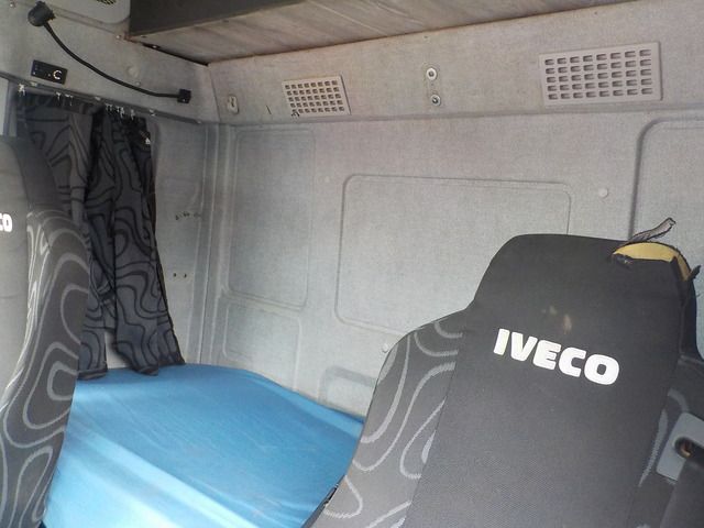 IVECO Кабина, MLL Высокая, № XF205059, фото 15