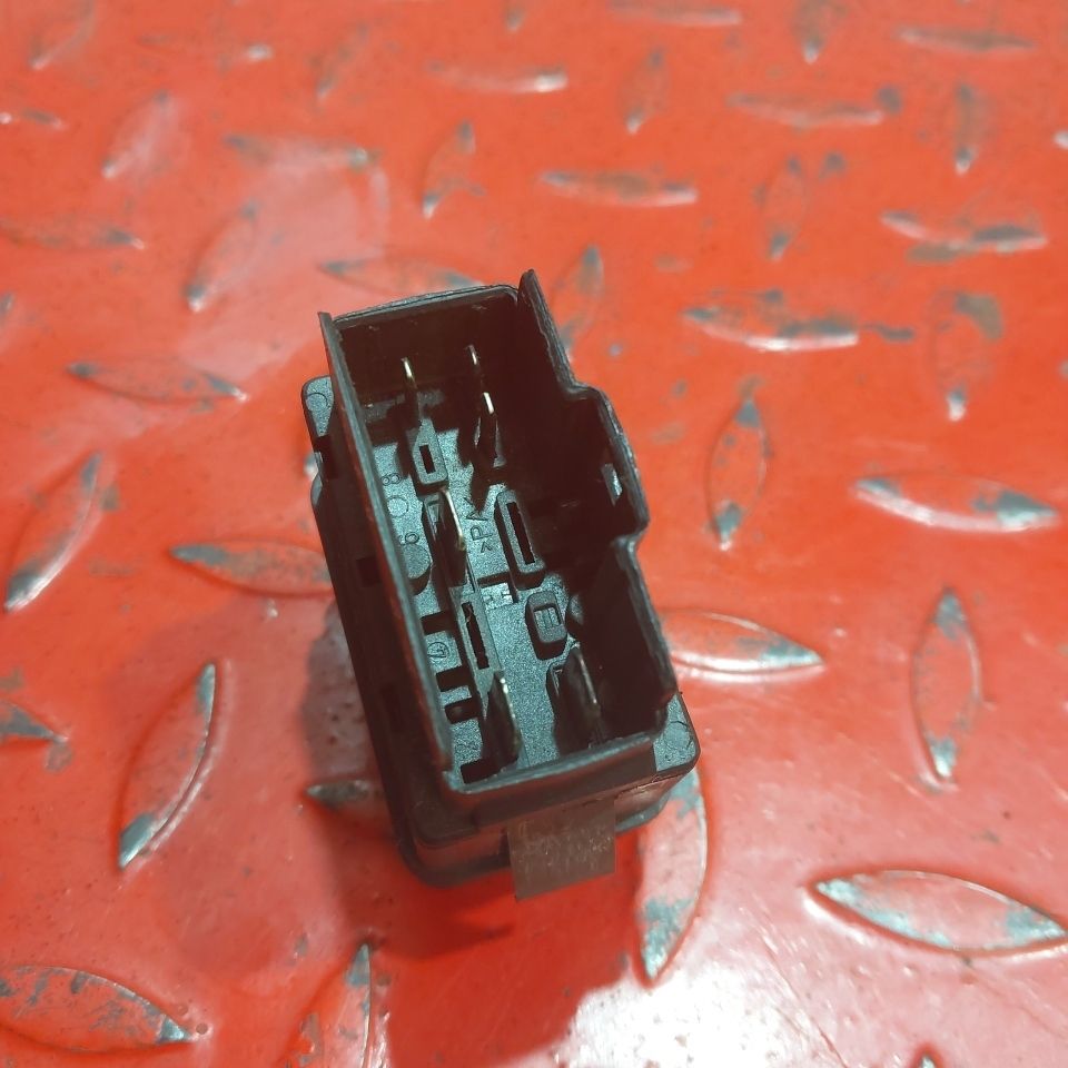 20569983 VOLVO Кнопка, № XF451119, фото 4