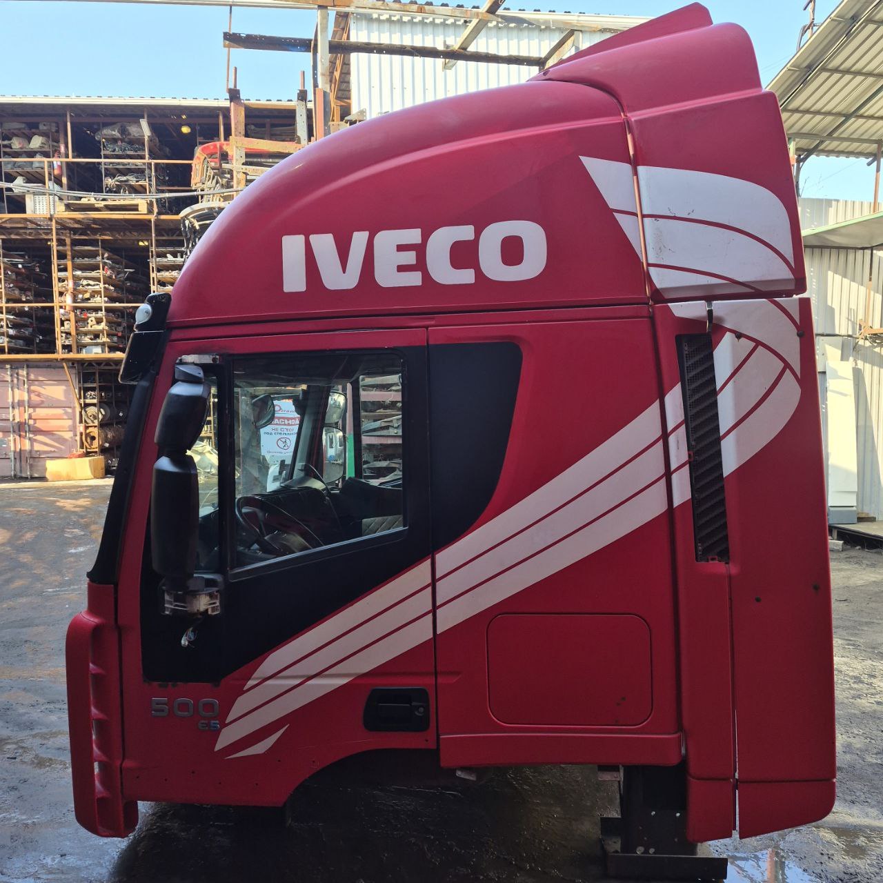 IVECO Кабина, AS, Красный, № XF445366, фото 2